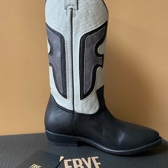 Frye Billy Underlay Pull-On - Picture 4 of 4